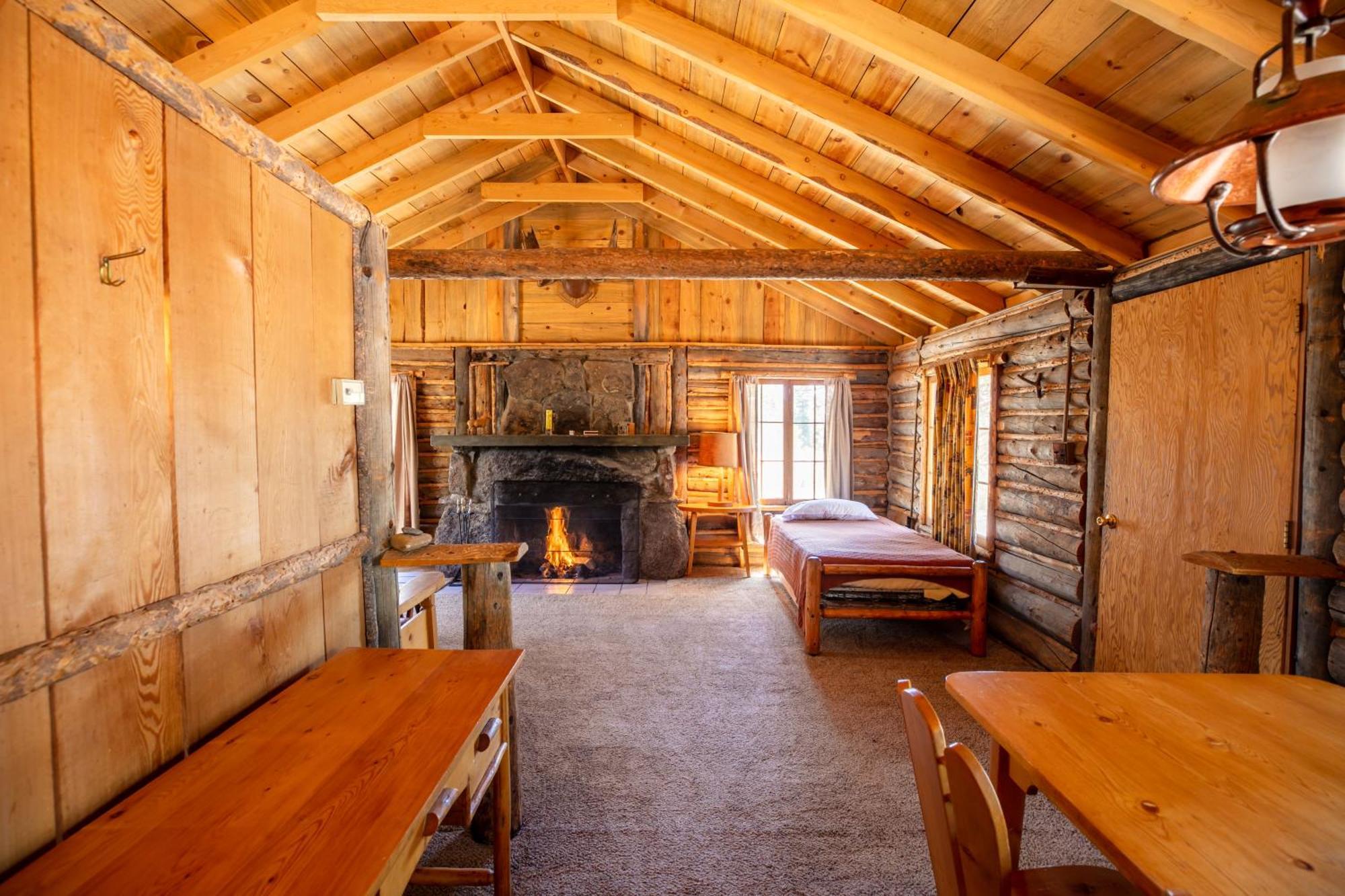 The Meeker Park Lodge Allenspark Екстериор снимка